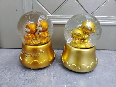 OM102637 Doom Revolving and musical 6inch