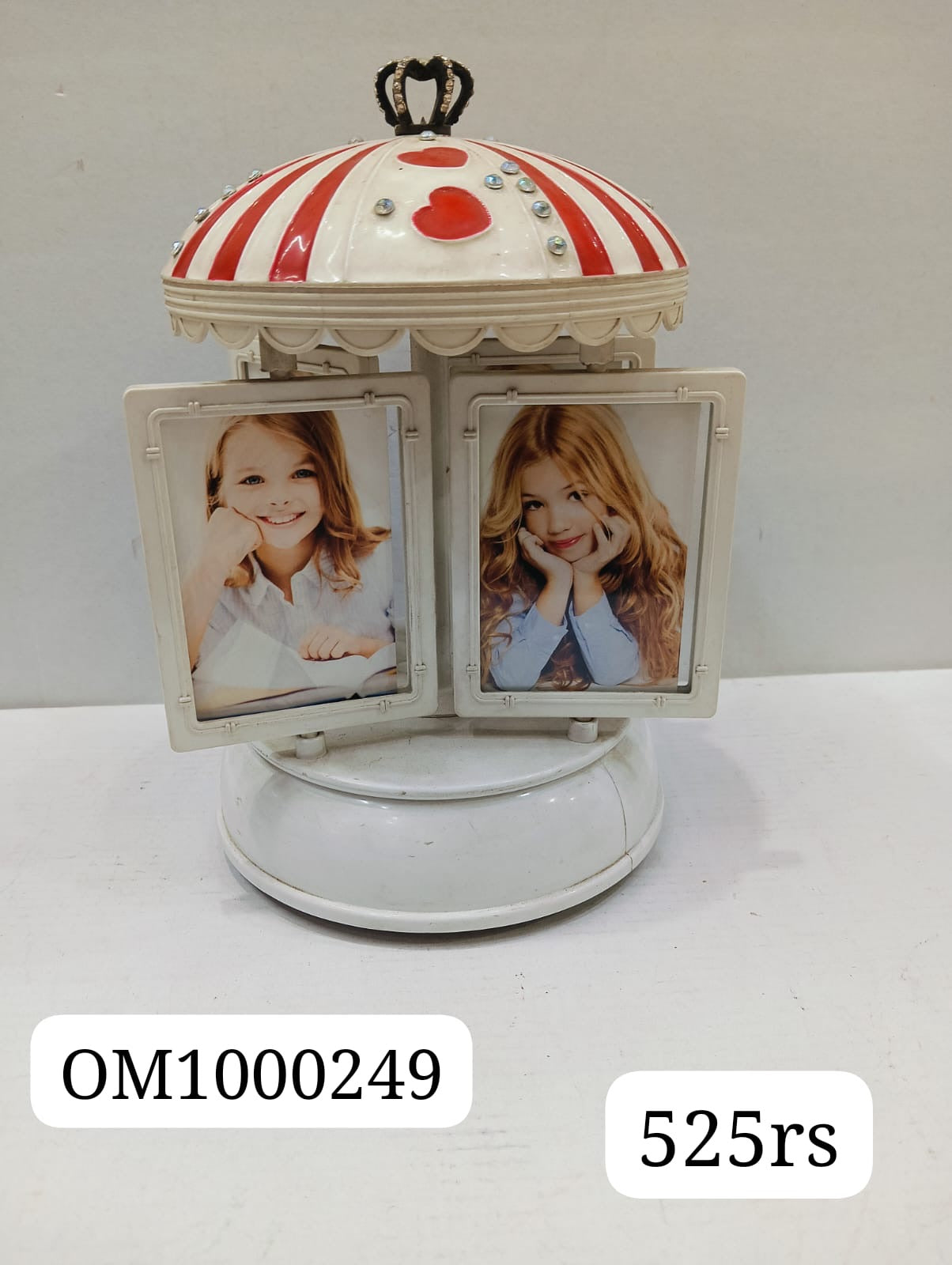 Om1000249 photo frame