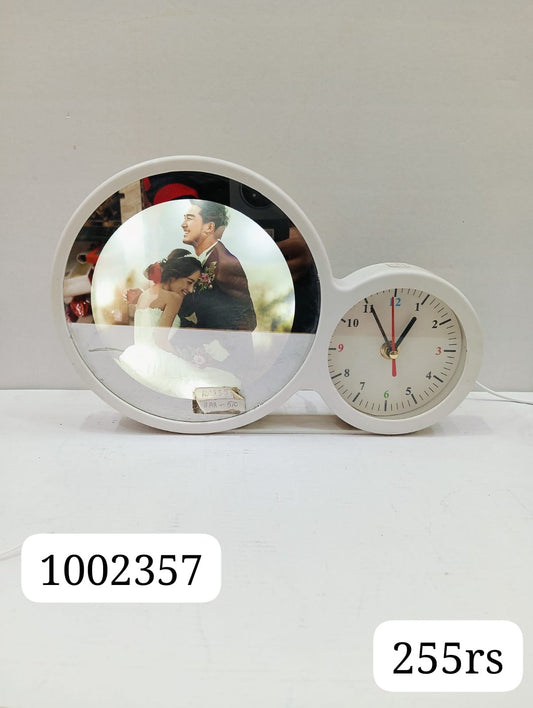 1002357 photo frame