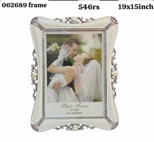 062689 frame (19x15inch)