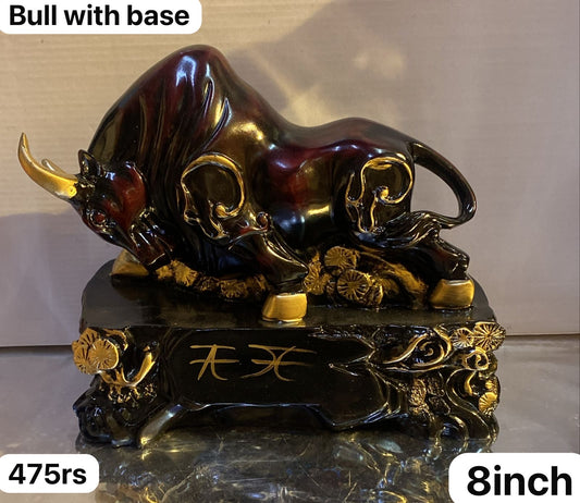 Bull with base (8inch)
