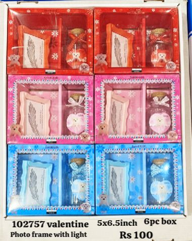 102757 valentine photo frame with light 6pc box(5x6.5inch)