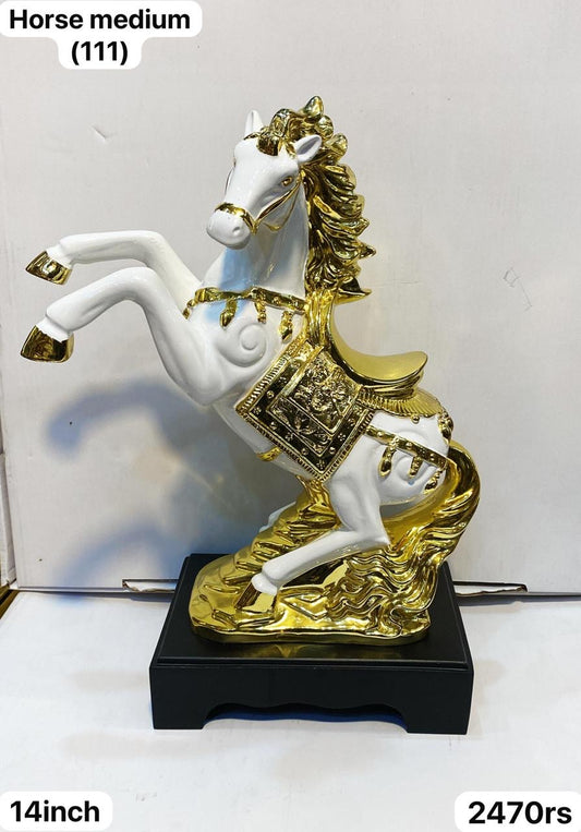 111no horse medium (14inch)