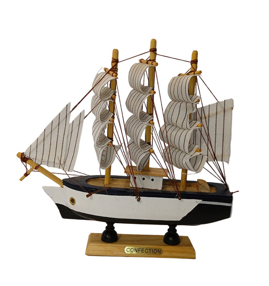 100384 wooden ship 20cm